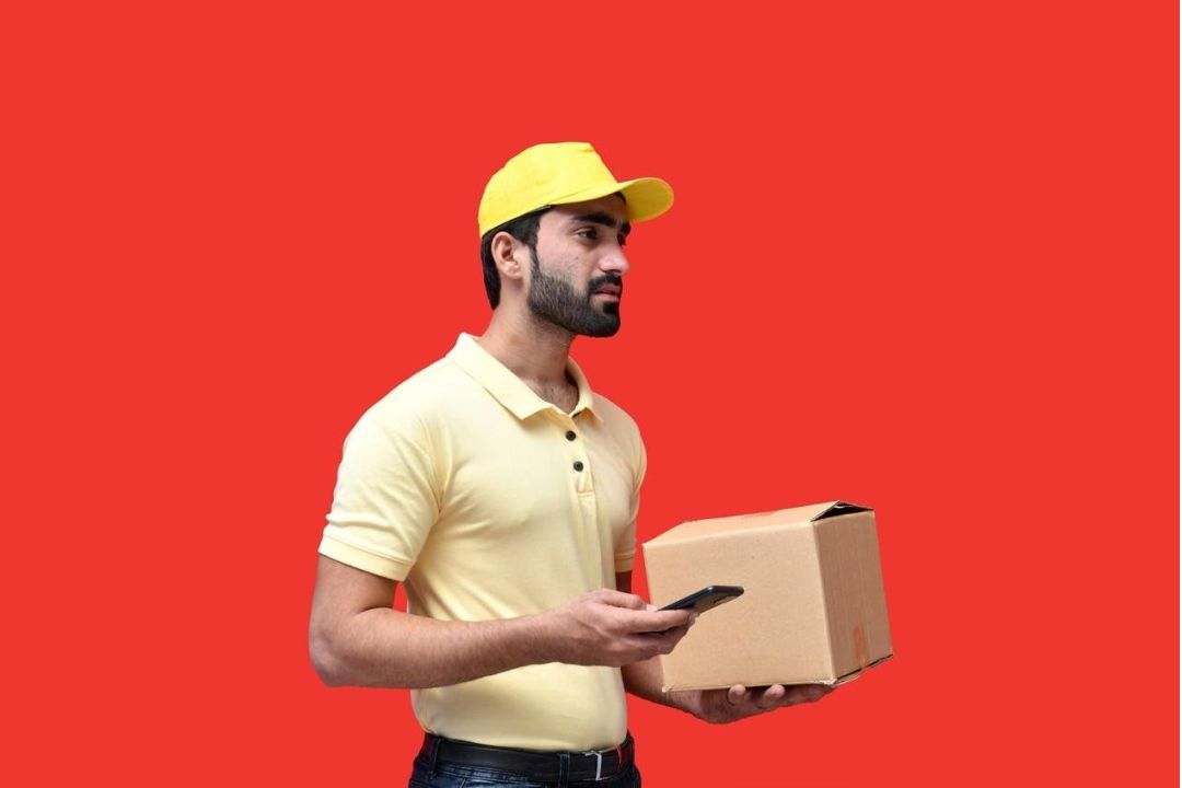 Warehouse packing and last mile preparation